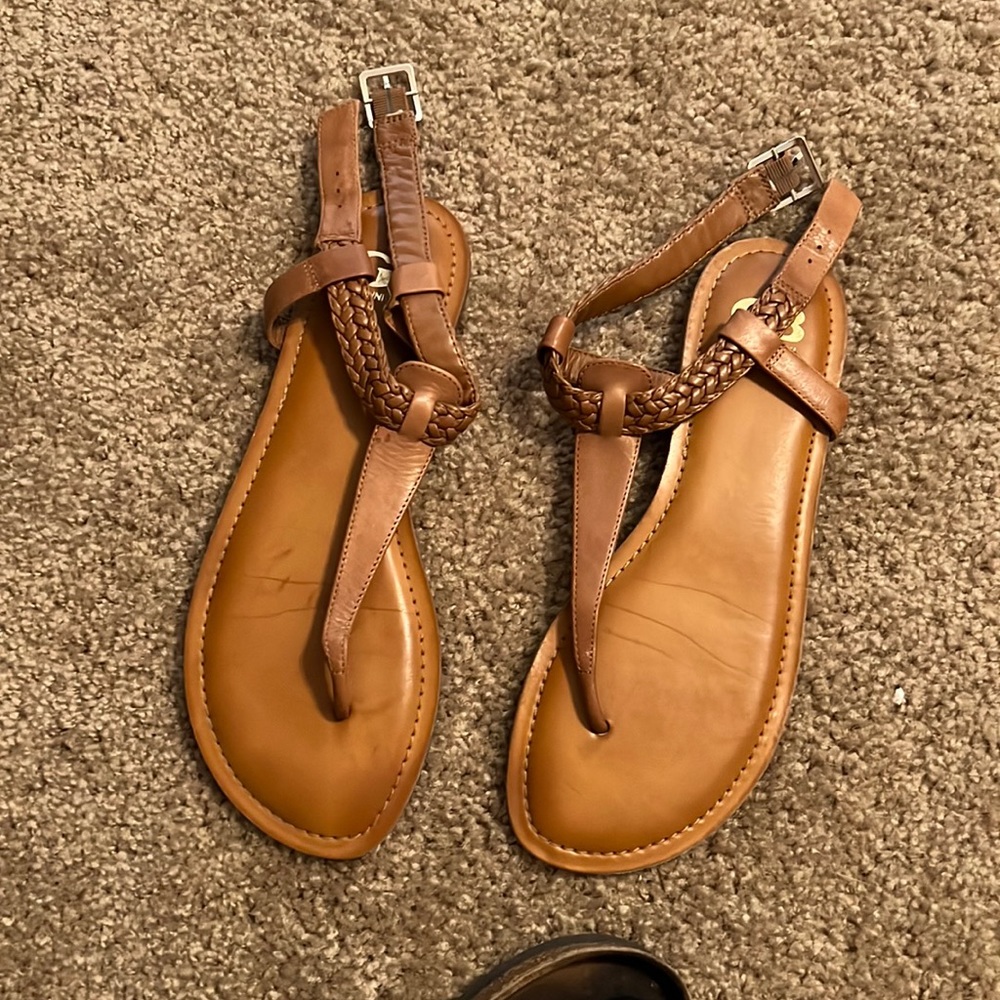 Gianni bini brown sandals it great condition